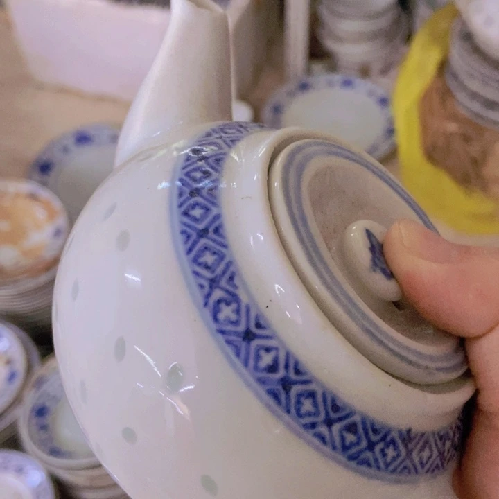 摆件景德镇青花玲珑柿子壶