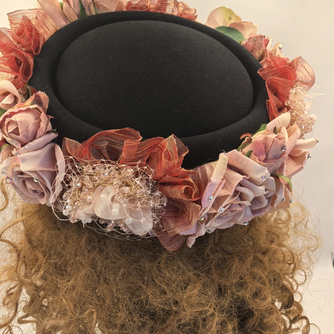 秋冬新款花朵针织贝雷帽时尚高级复古流行