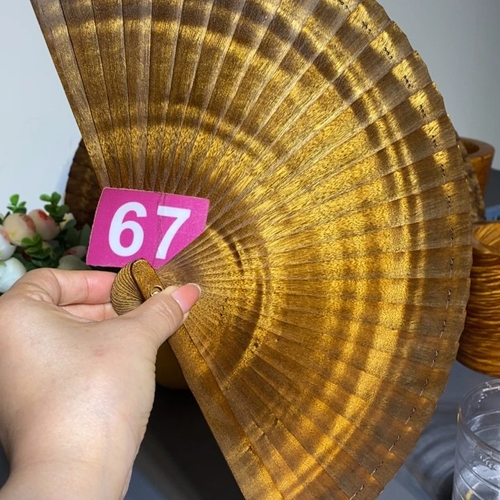 金丝楠赵*镜金丝楠木扇子