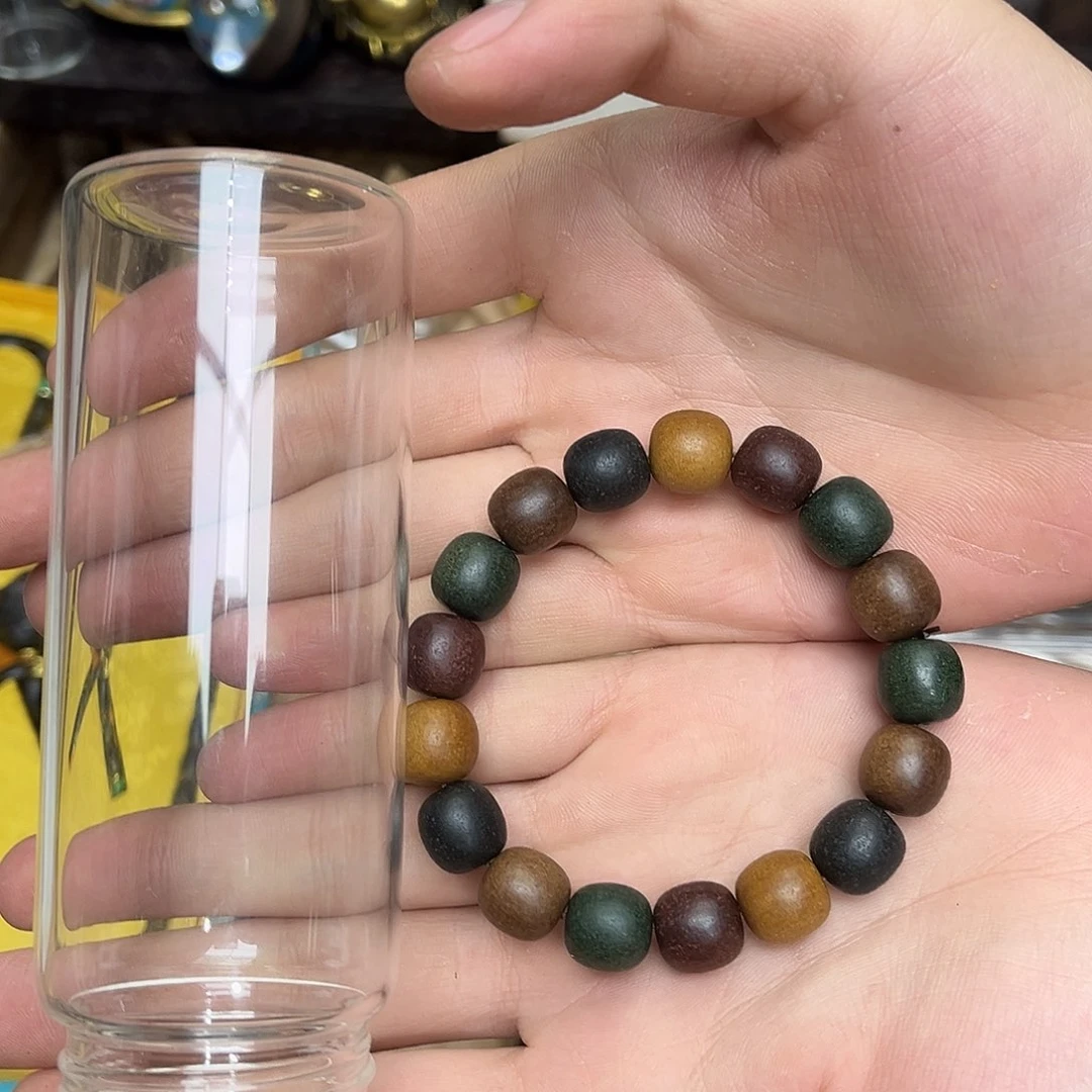 大叶紫檀（黑酸枝木类）
