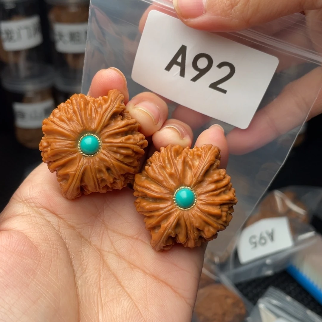 文玩核桃把件眼****.全品40磨盘