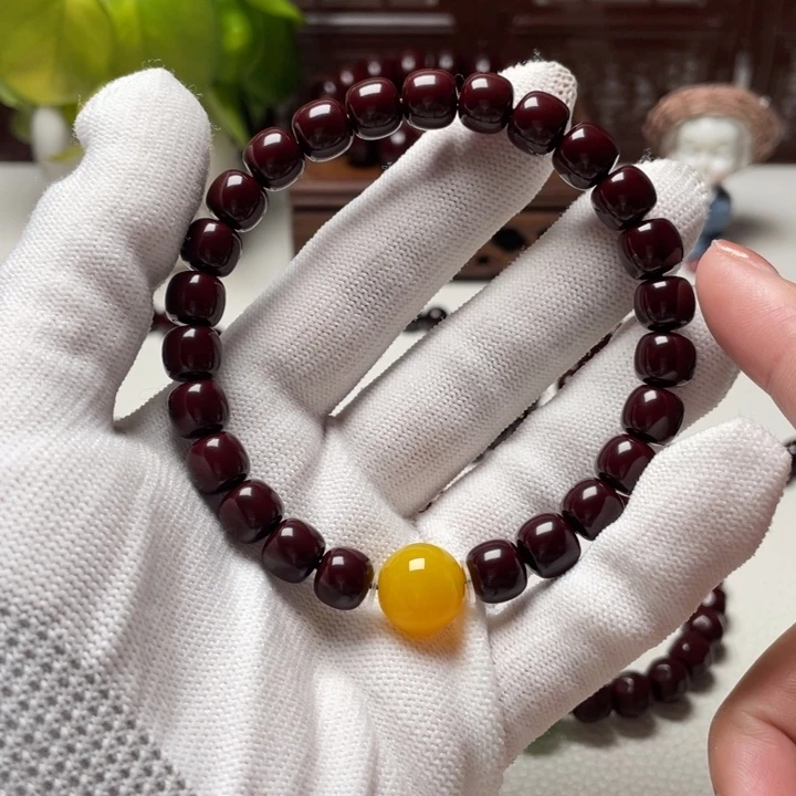 静***｝猴头核桃吊坠猴头