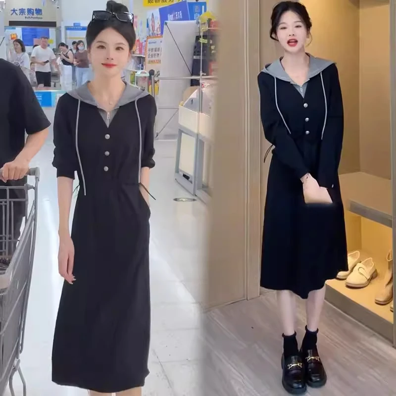 拉夏贝尔连衣裙女2025春秋新款洋气显瘦收腰中长款休闲拼接连帽裙