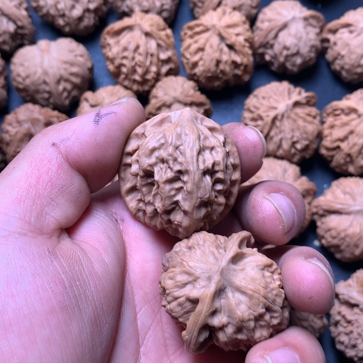 把件文玩核桃36野狼37