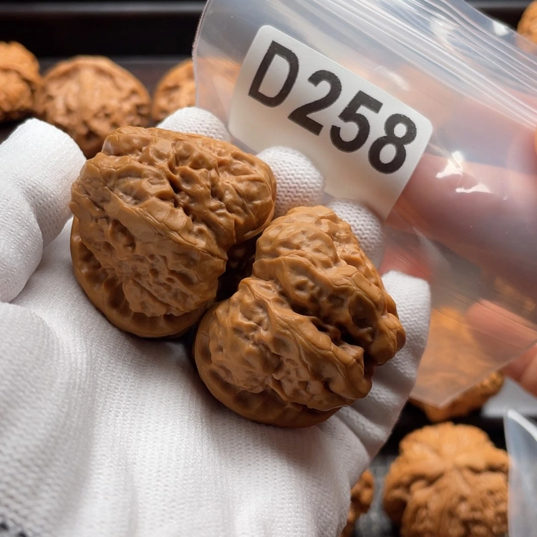 【闪购商品】文玩核桃吊坠L*.D258毕业蛤蟆43