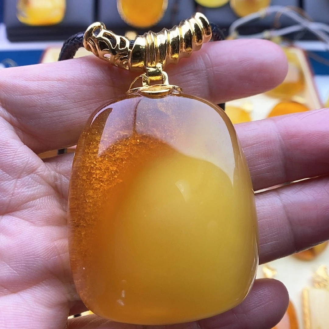 琥珀银S925镀金镶嵌颈饰