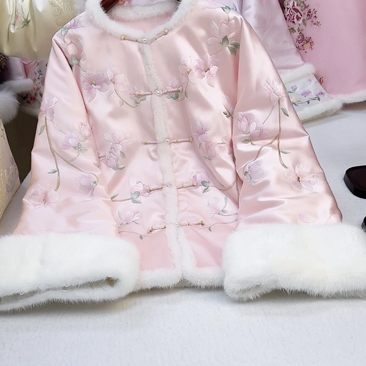 织绣粉色桑蚕丝冬款上衣