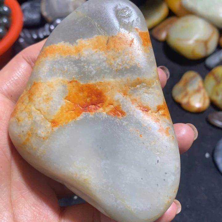 颈饰未镶嵌和田玉（糖玉）风**起