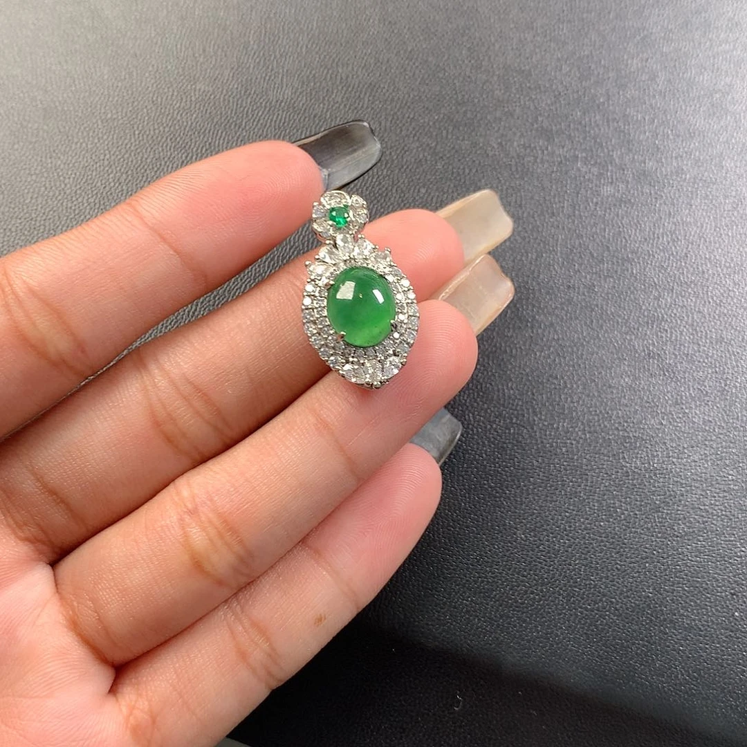 翡翠未镶嵌吊坠(不含链)