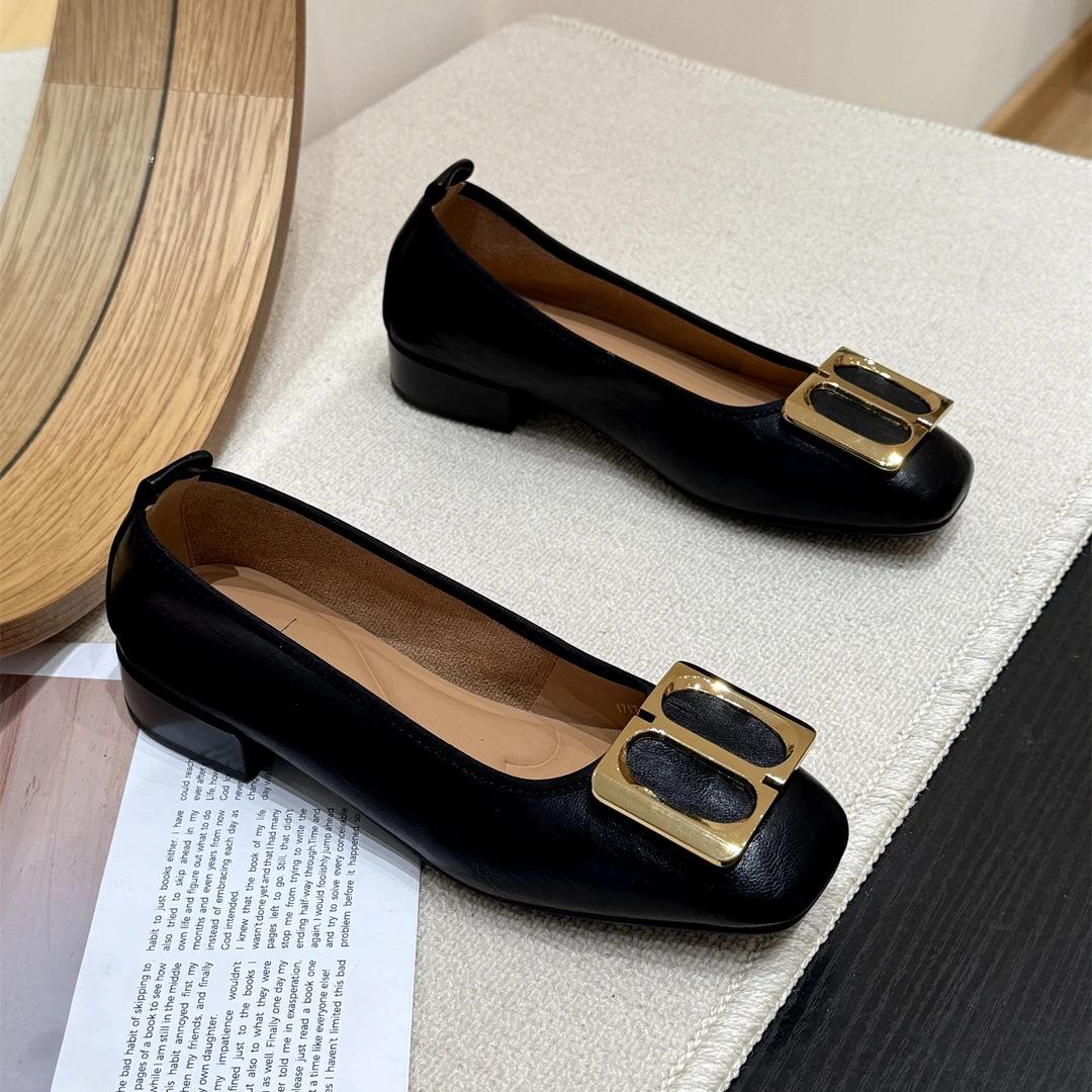 粗跟软底金属扣方头奶奶鞋女2025新款秋季低跟气质温柔风浅口单鞋