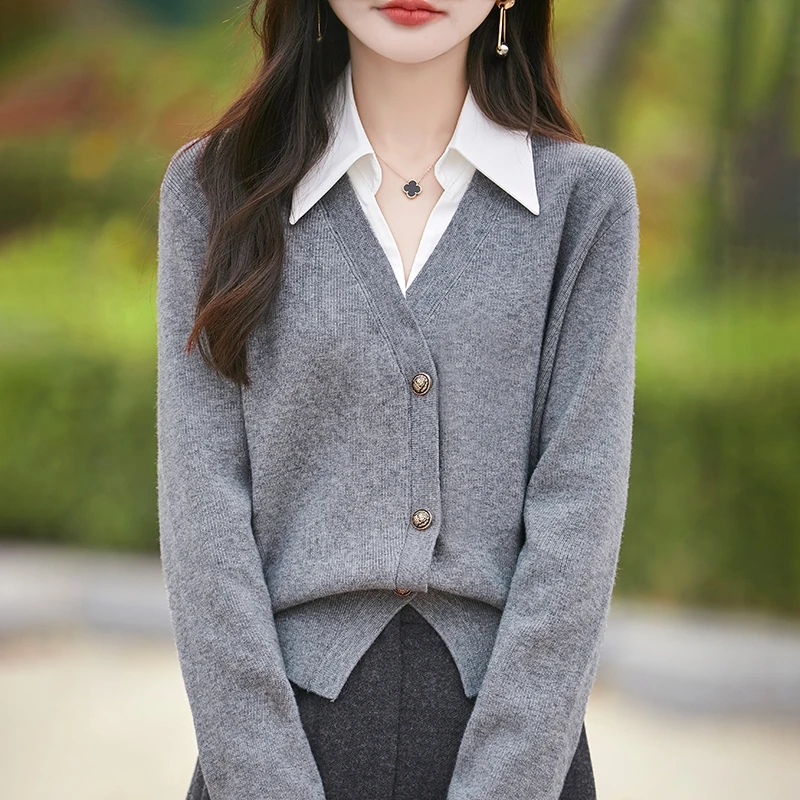 假两件精纺羊毛衫女高端轻奢翻领宽松毛衣时尚显瘦针织套头上衣