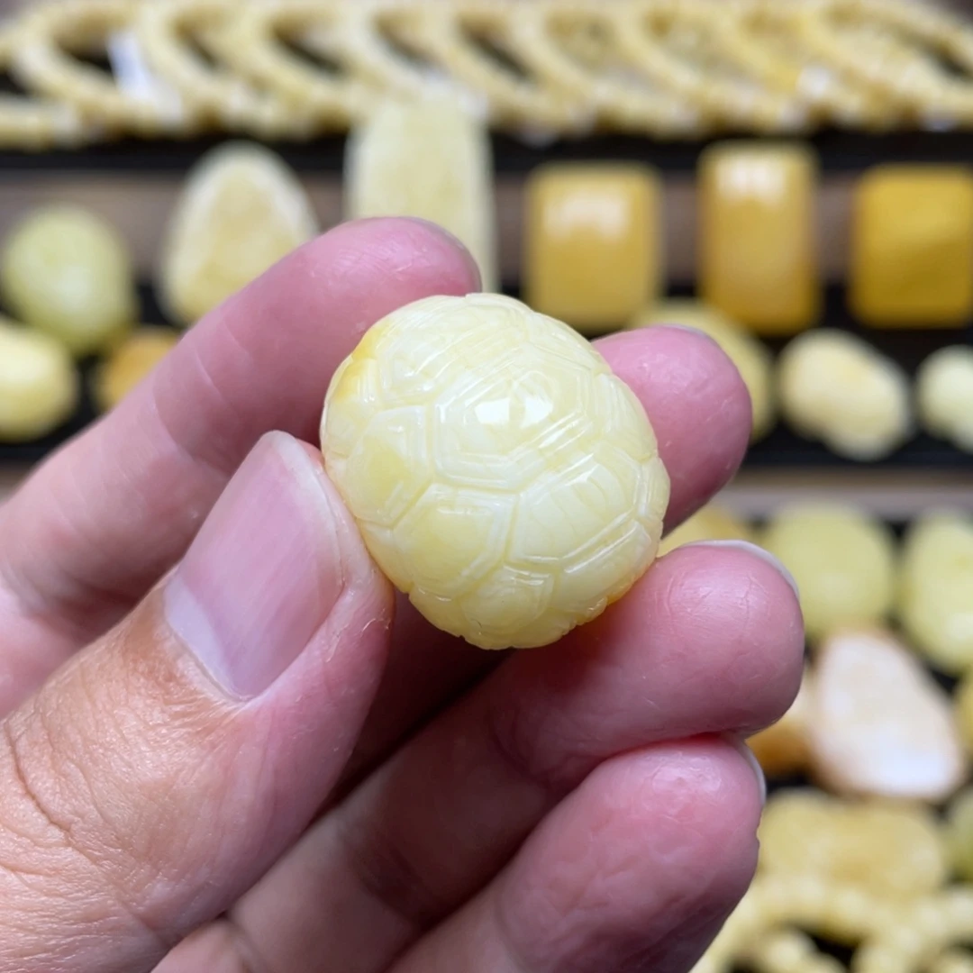 琥珀未镶嵌裸石琥珀蜜蜡