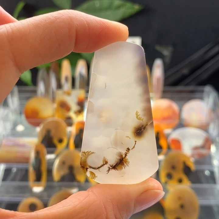 玛瑙/玉髓颈饰未镶嵌154