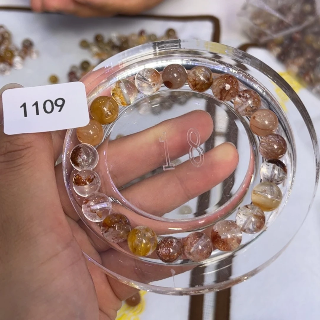 【闪购商品】水晶手串未镶嵌超**辰