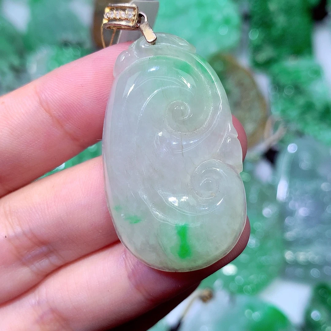 吊坠(不含链)未镶嵌翡翠