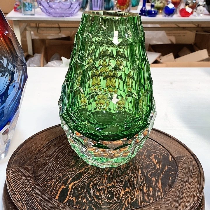 水晶花瓶高22厘米口径6厘米