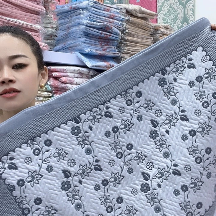 棉灰色小卷花纯棉