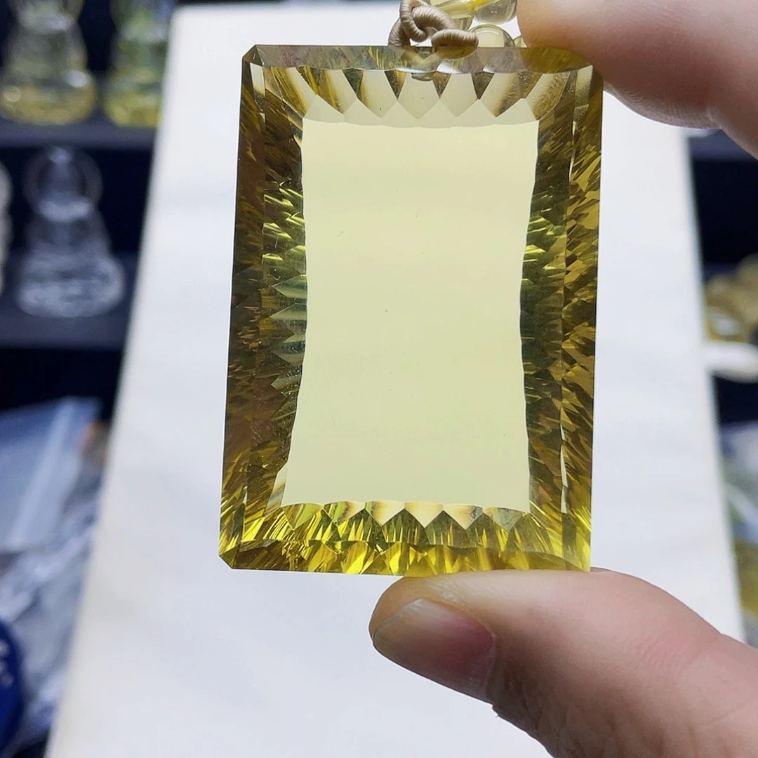 水晶颈饰未镶嵌黄水晶千禧面平安无事牌吊坠