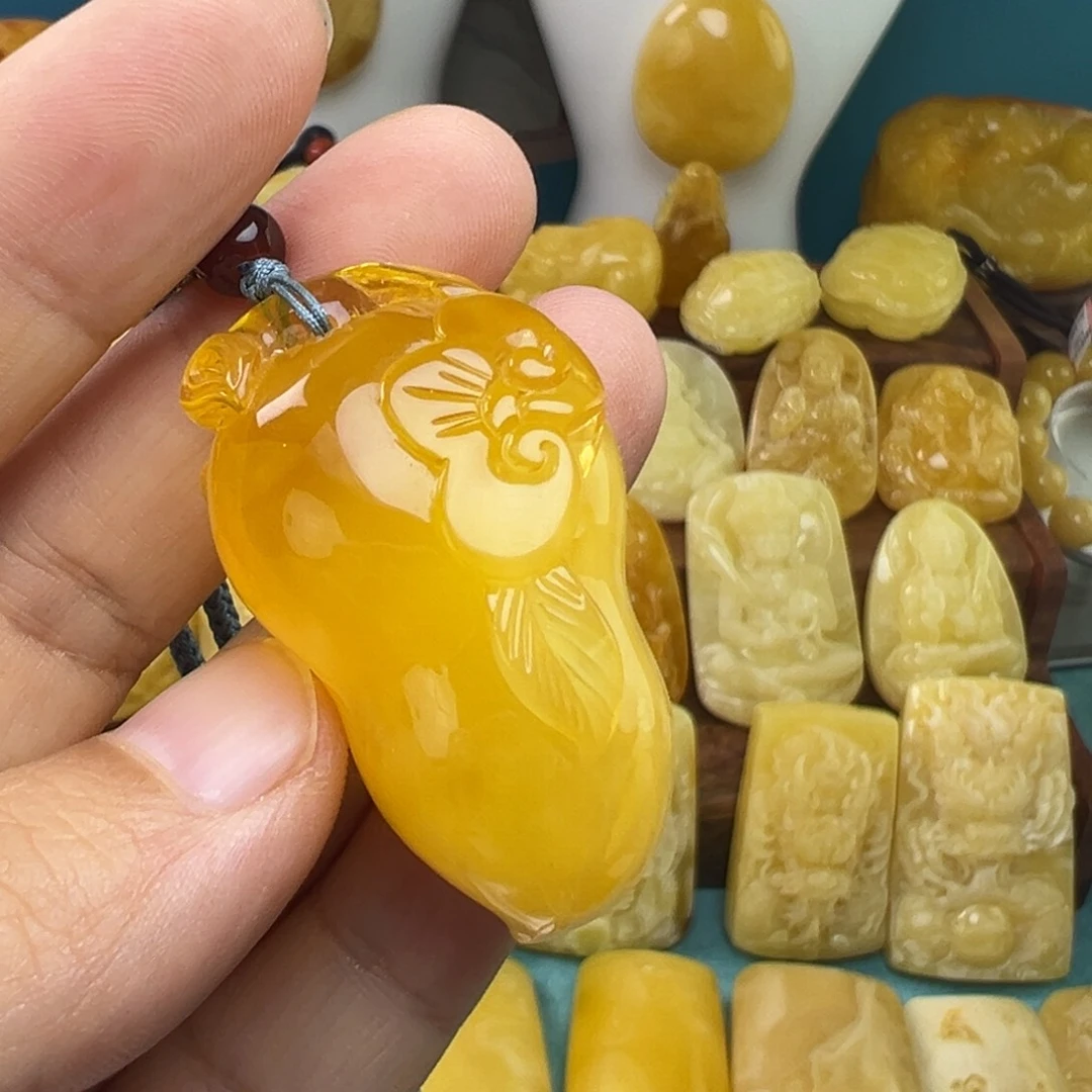 蜜蜡吊坠(赠链)未镶嵌