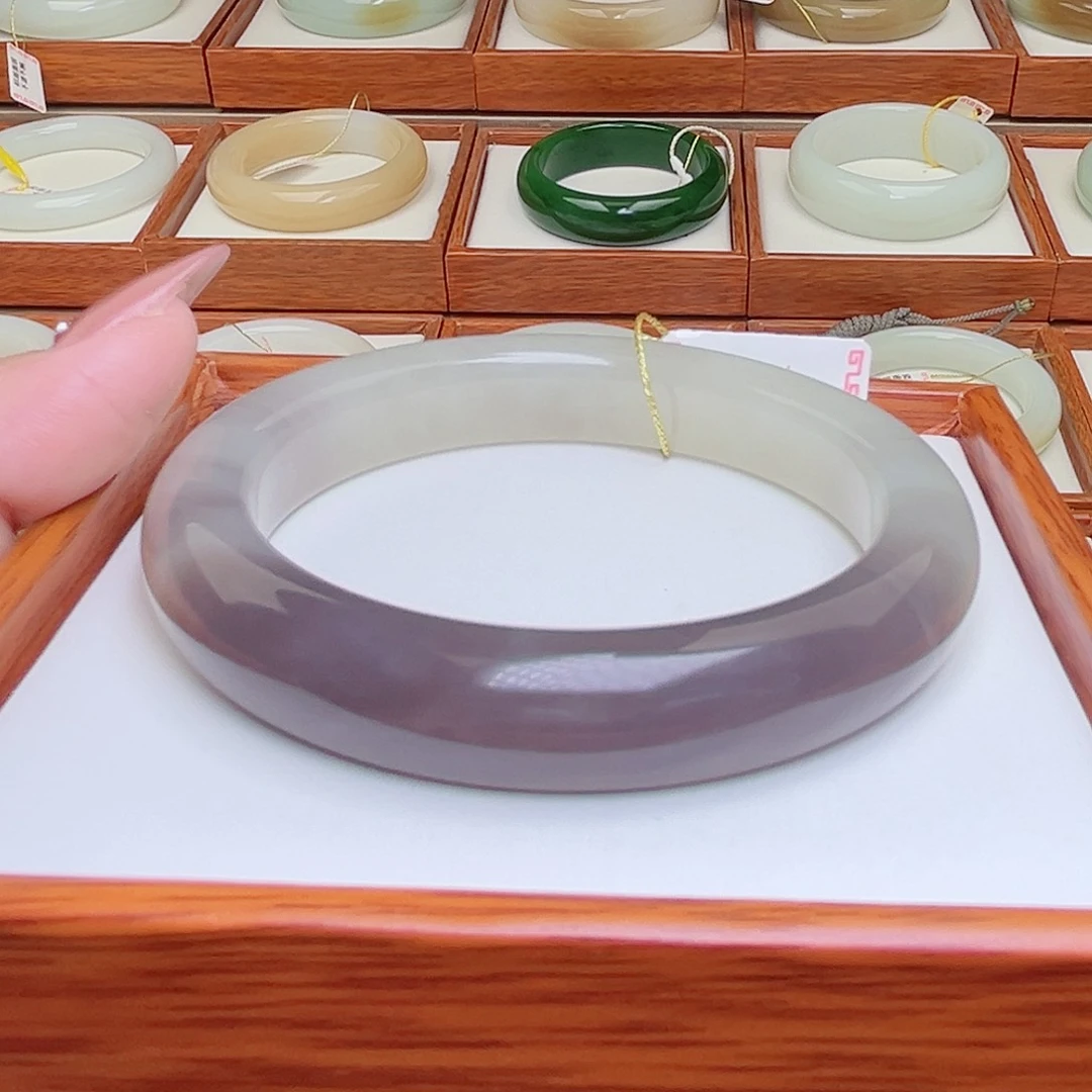 和田玉手镯未镶嵌55.8