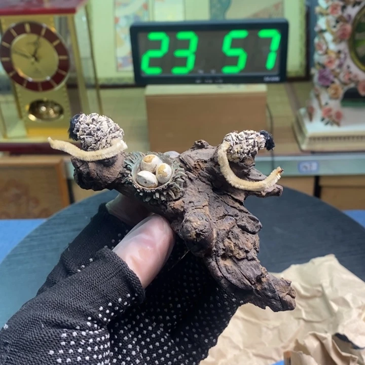 摆件有微瑕有微瑕