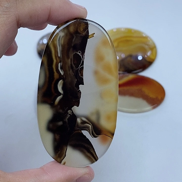玛瑙/玉髓未镶嵌珠宝半成品