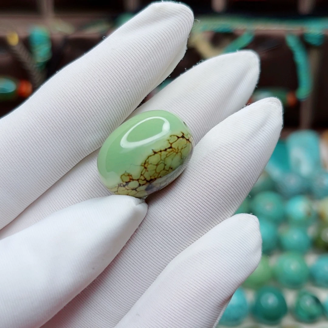 绿松石未镶嵌原矿