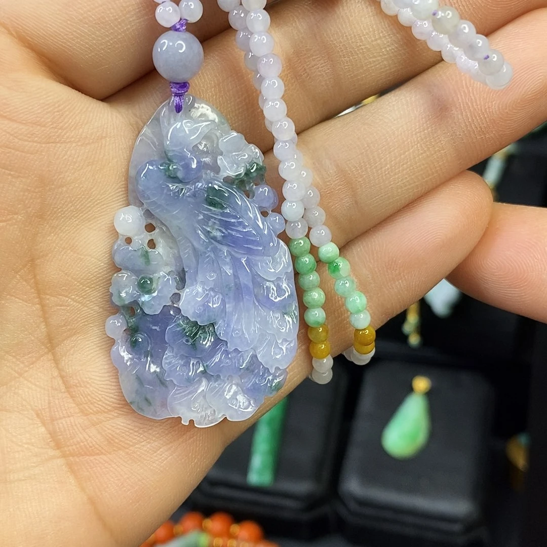 颈饰未镶嵌翡翠吊坠