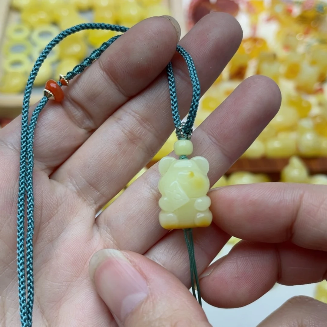 【闪购商品】蜜蜡裸石未镶嵌配饰