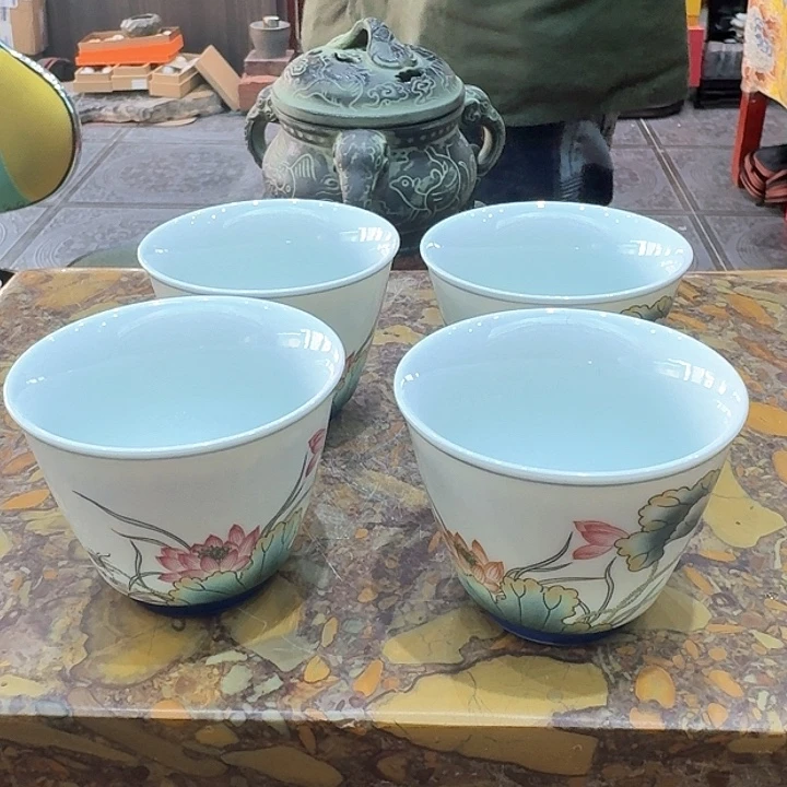 品杯四个。。。品茗