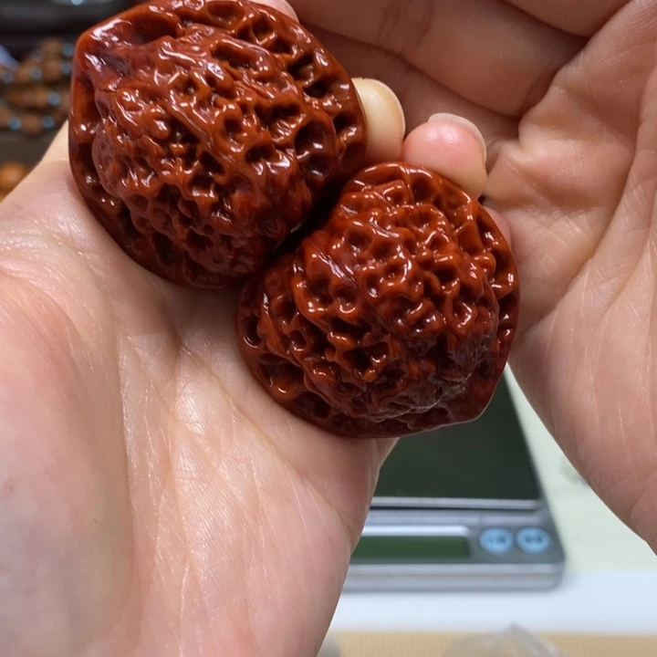 文玩核桃吊坠官帽