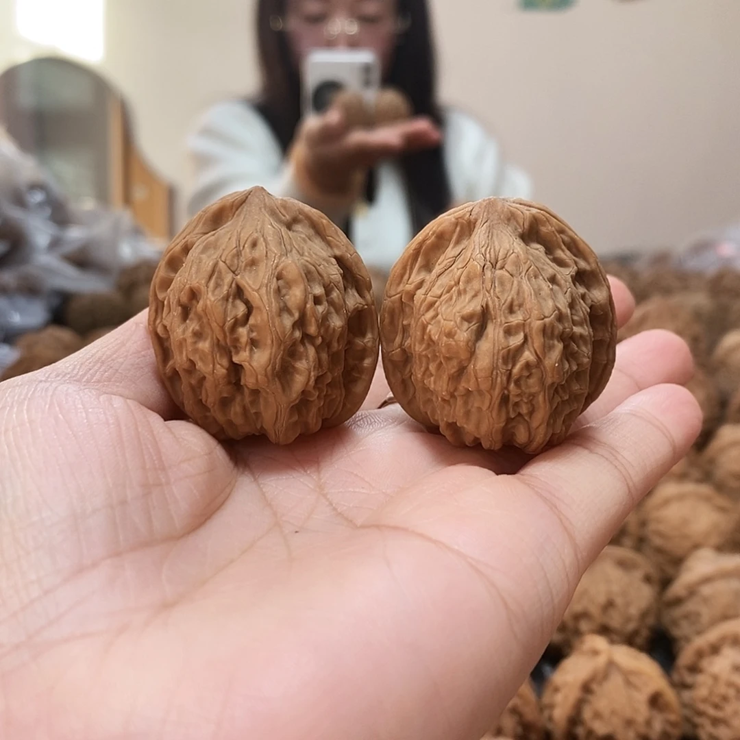 文玩核桃吊坠石狮子34+