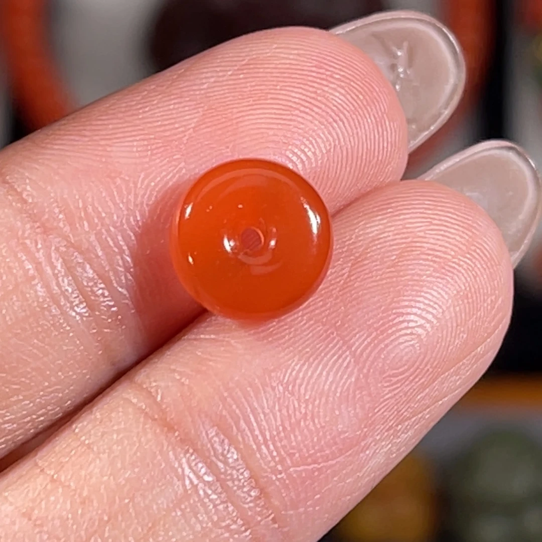 南红玛瑙未镶嵌大黑洞面包圈9*3.7不退换