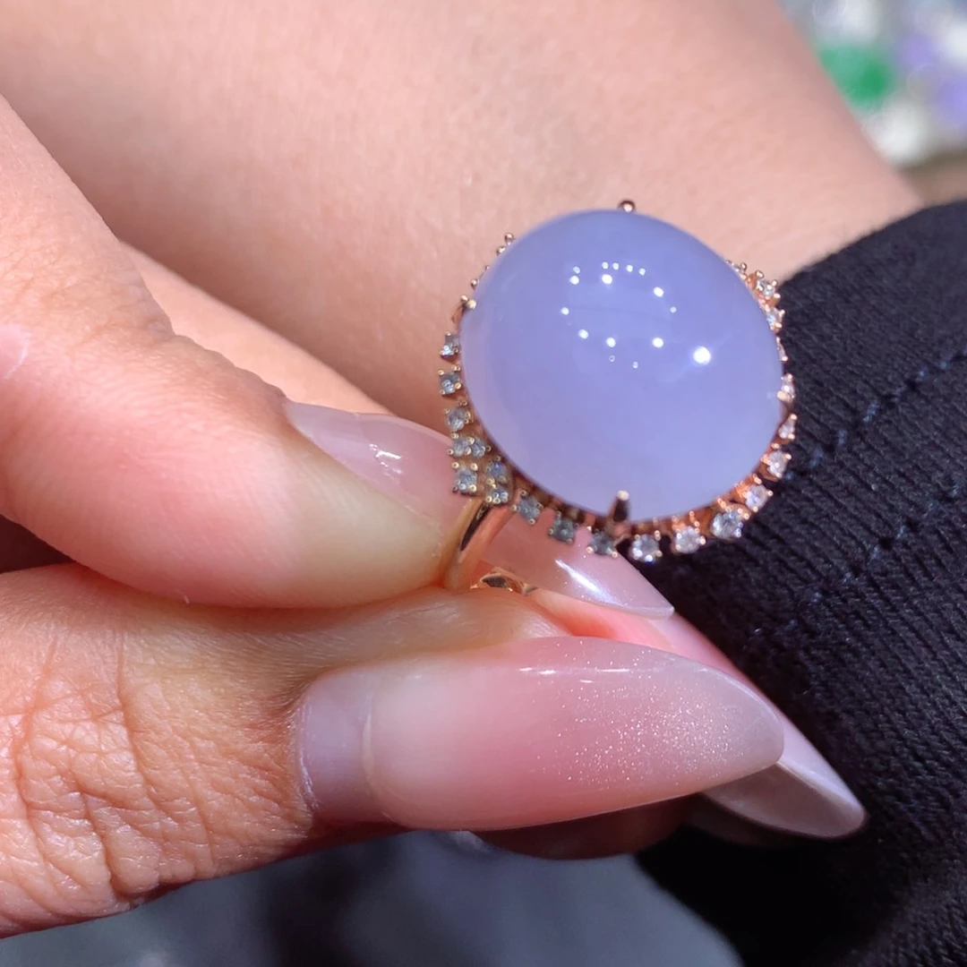 翡翠戒指18K金镶嵌翡翠