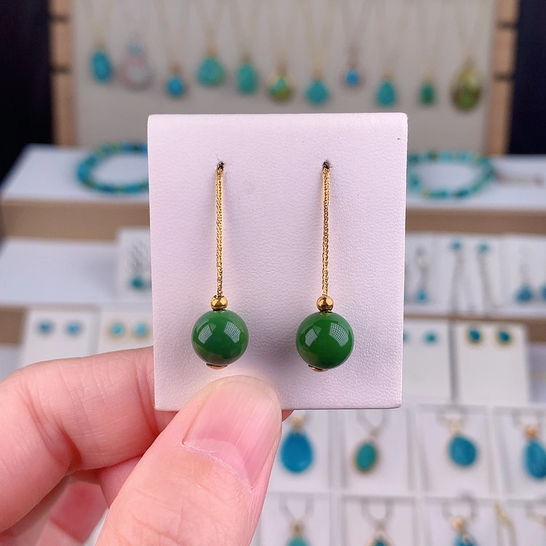 18K金镶嵌绿松石耳饰