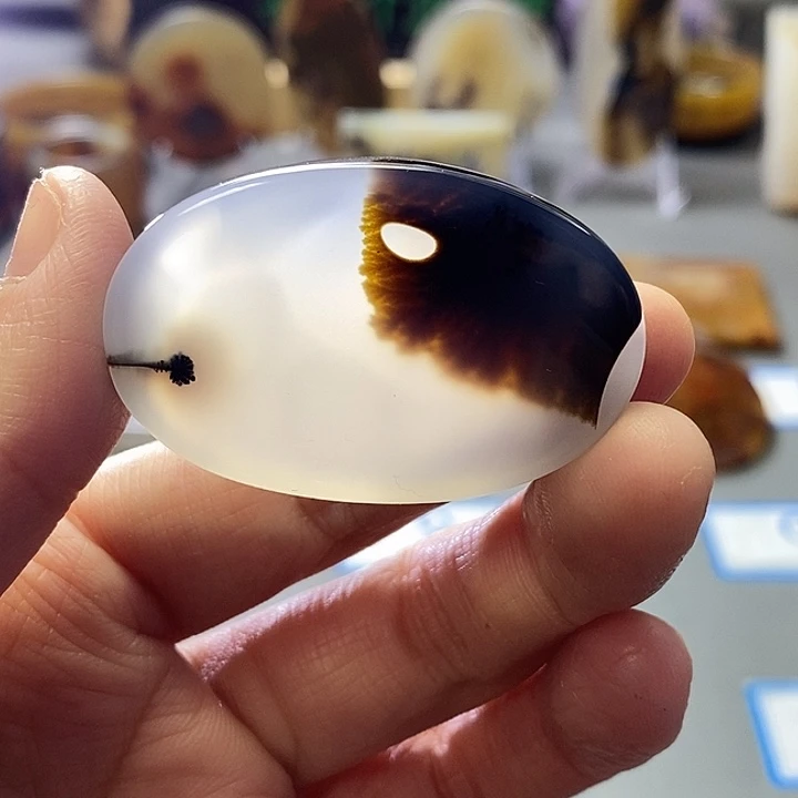 玛瑙/玉髓未镶嵌珠宝半成品130