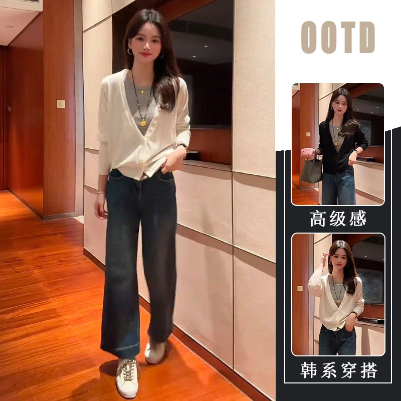 巨好看的早秋一整套时尚显瘦假两件上衣百搭牛仔裤休闲港风两件套