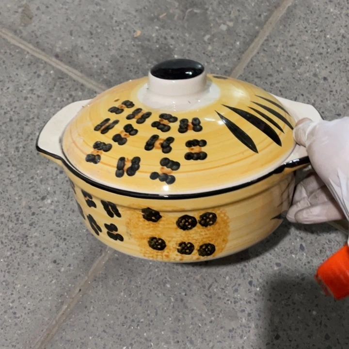 陶瓷盘子碗砂锅都有