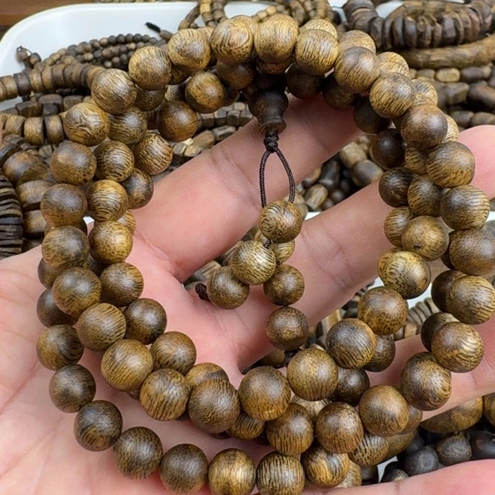 花***海手串沉香乌身手串23克