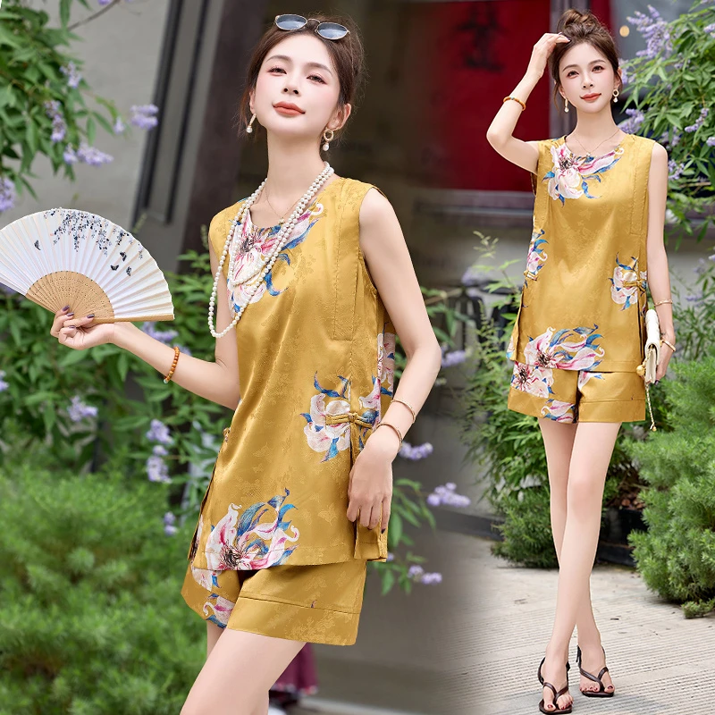 新中式复古盘扣印花套装女2025新款夏日穿搭好看国风上衣短裤两件