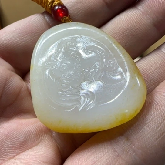 潜*股如图所示所拍即所得