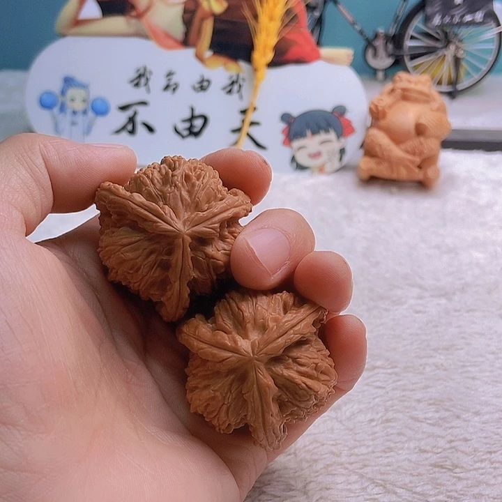 吊坠文玩核桃品**心三棱
