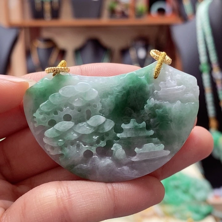 翡翠颈饰未镶嵌翡翠吊坠