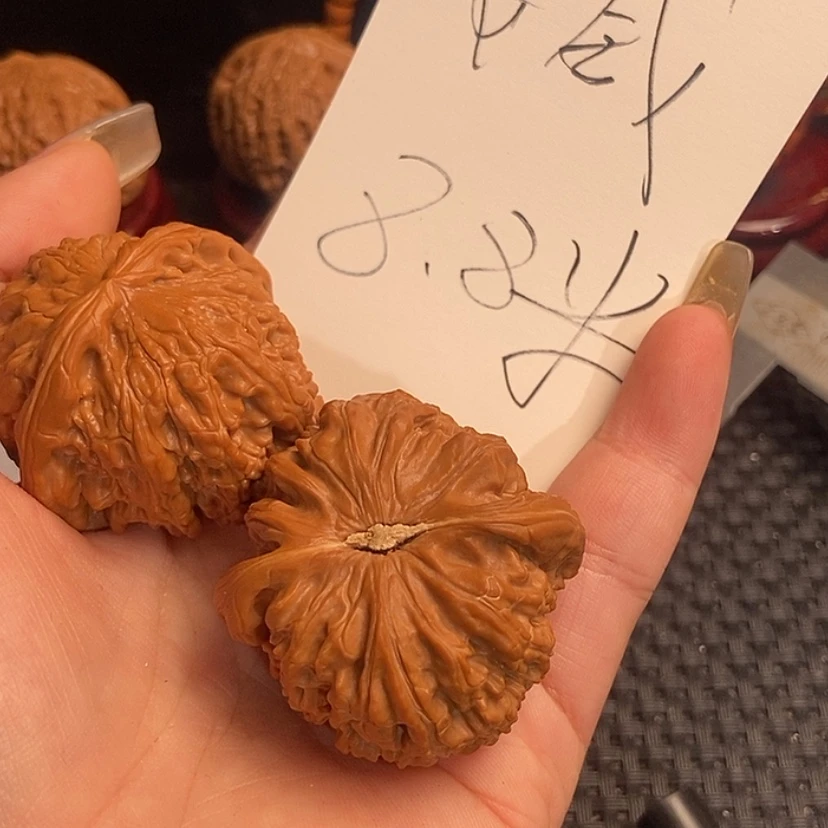 【闪购商品】文玩核桃把件姜*白狮子