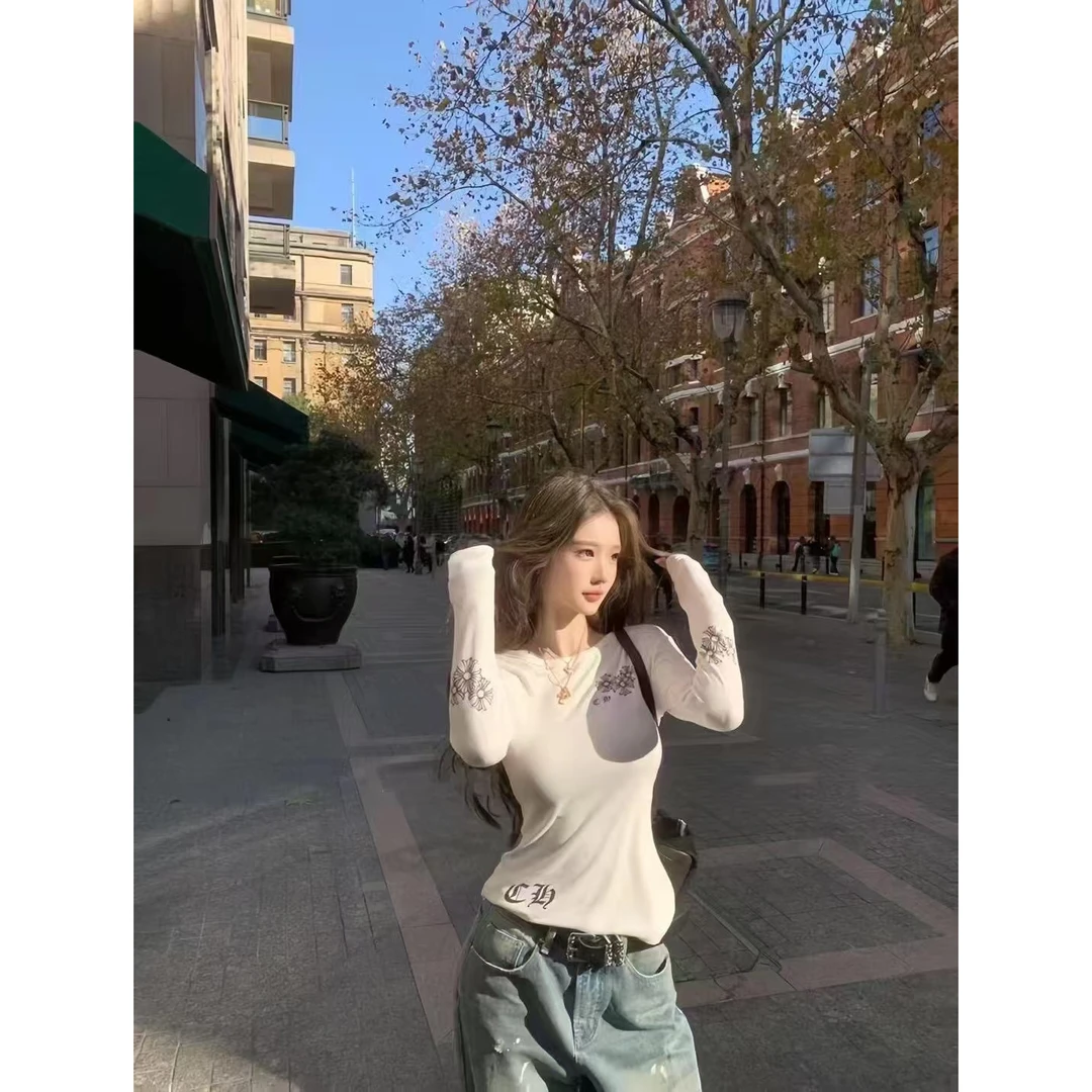 美式复古辣妹修身显瘦长袖t恤女春秋新款设计感印花薄款长袖上衣