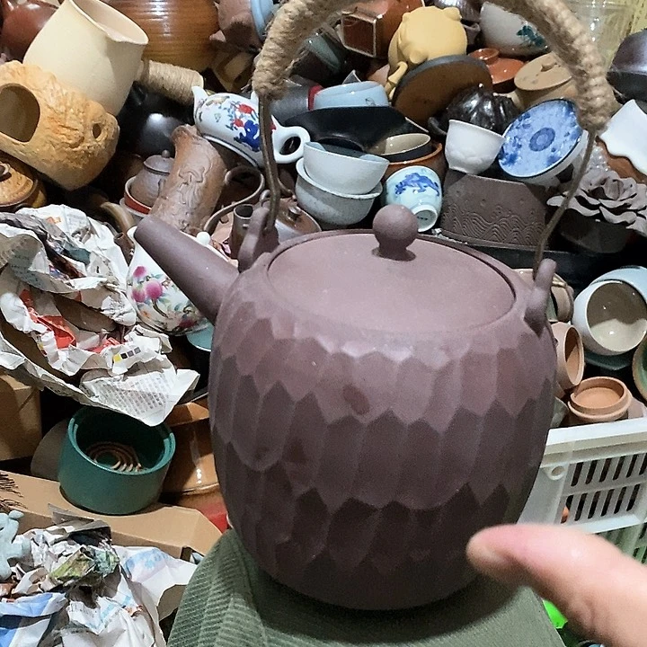 瓷片荷花的小秘密是否还有一个月之内要