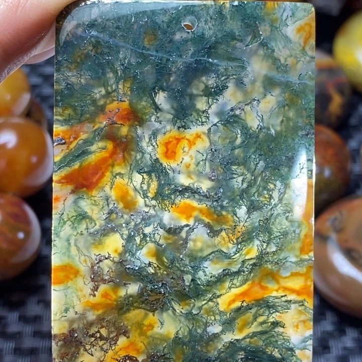 玛瑙/玉髓颈饰足铂镶嵌