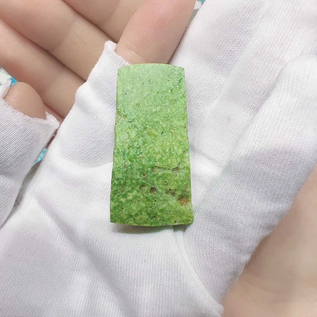 绿松石未镶嵌原矿绿松石