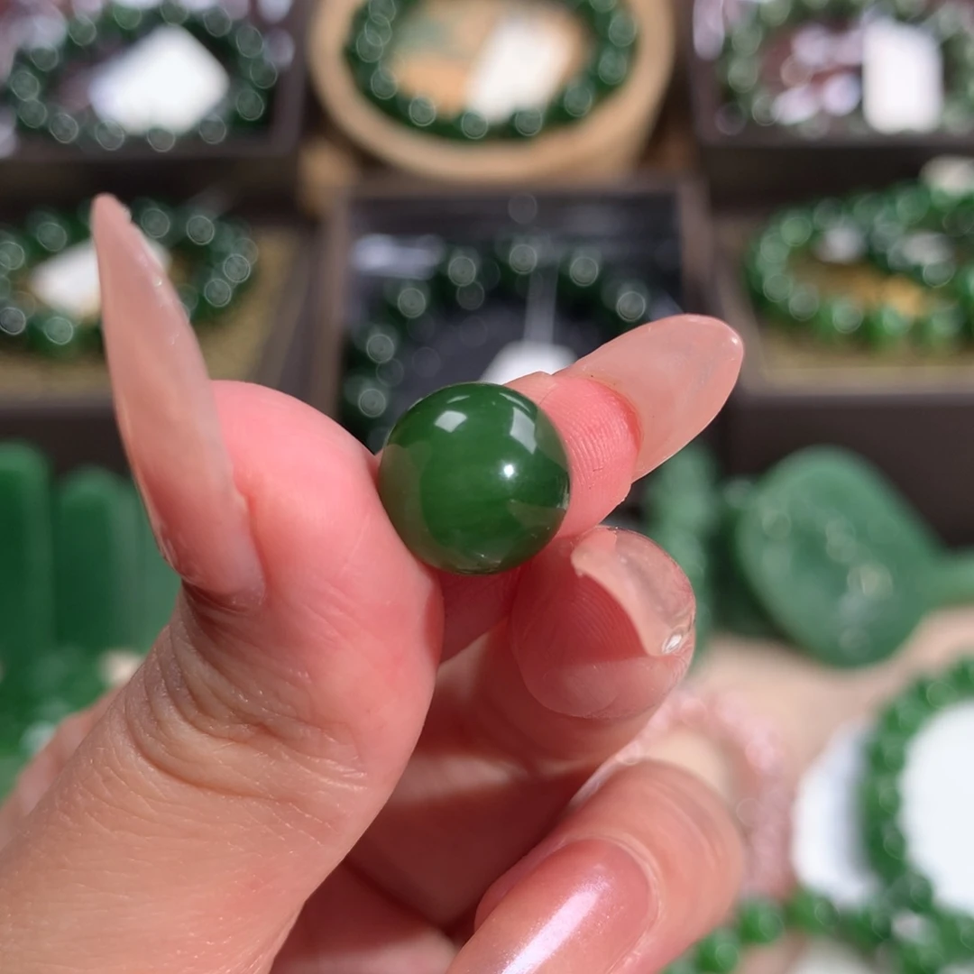 和田玉（碧玉）未镶嵌吊坠(不含链)小*