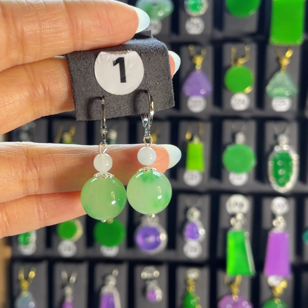 银S925镶嵌翡翠耳饰1